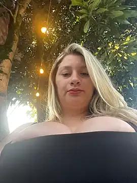 Entertain your wackiest wishes with StripChat's captivating Aurora_coldd aurora_coldd from StripChat
