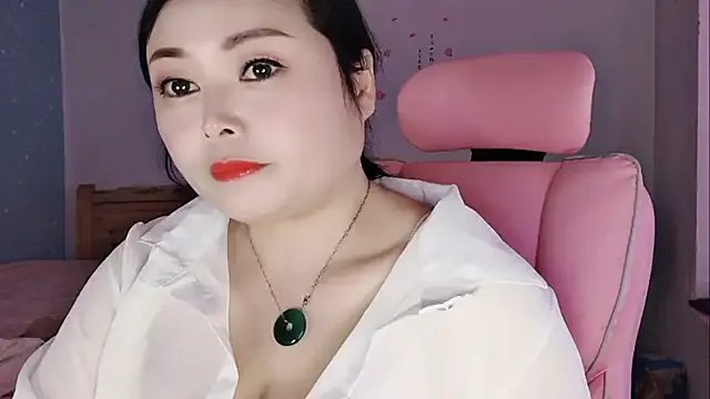 Ava-baby-8899 on StripChat 