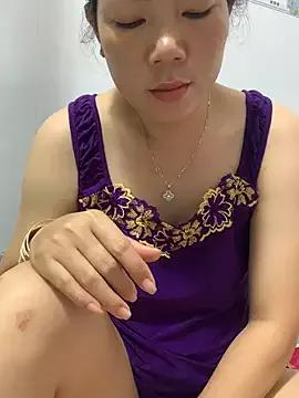 Baby-bigtits on StripChat 