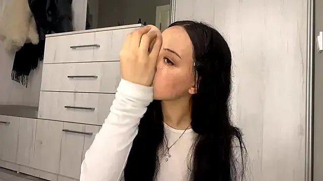 Freechat BabyEmi on StripChat