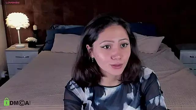 Bellalovesss on StripChat 
