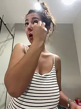 BelleSkye on StripChat 