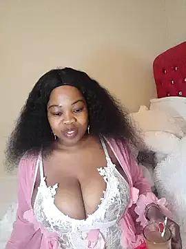 BoobQueenxx on StripChat 