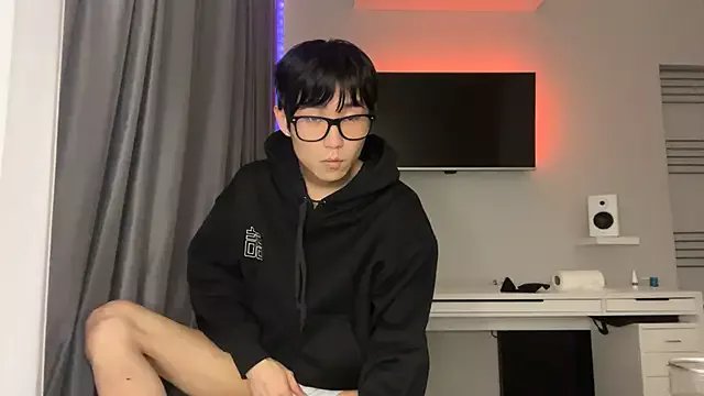 Group Brian_Stars on StripChat