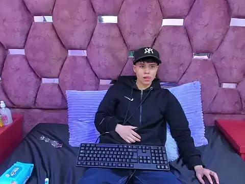 Explore Bruno_Cruzz, she wants to masturbate for you Bruno_Cruzz from StripChat