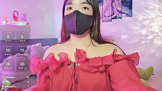 Freechat Caryln-Bun on StripChat