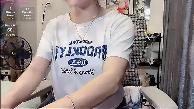Foot obsession with Caryln-Bun from StripChat. Naked lingerie and crazy delight Caryln-Bun from StripChat
