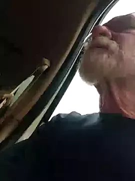 Freechat CDforU on StripChat