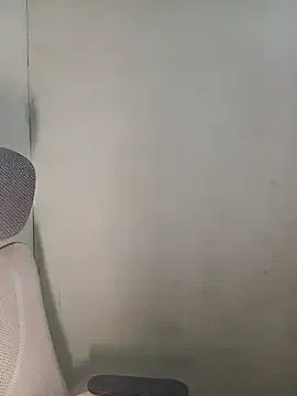 Chall_mee on StripChat