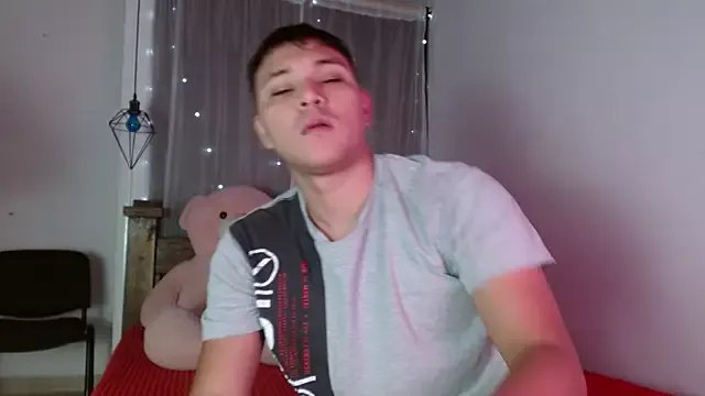 couple_lovelyds on StripChat