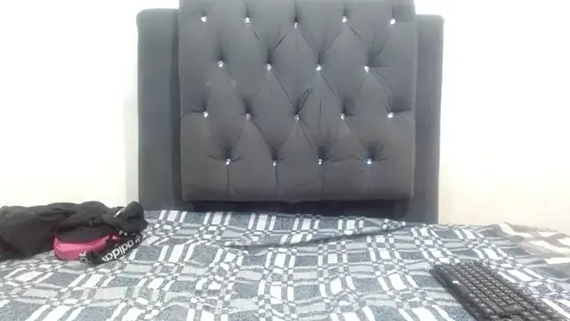 Freechat damian_bottom_bigcock on StripChat