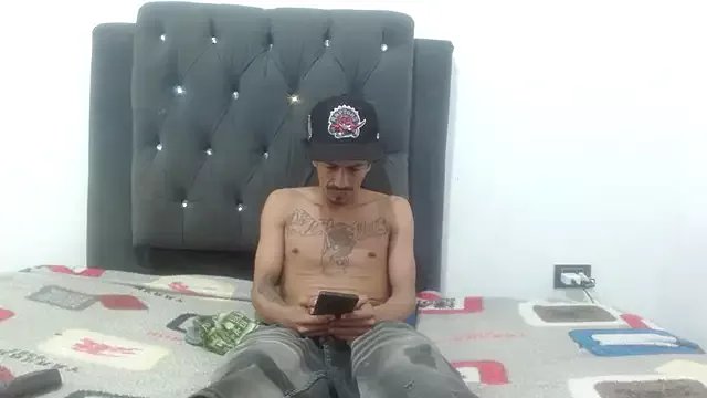 Freechat damian_bottom_bigcock on StripChat