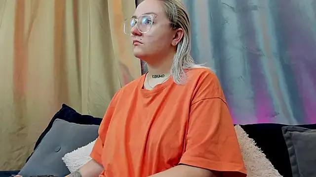 Debbie_Taylor on StripChat 