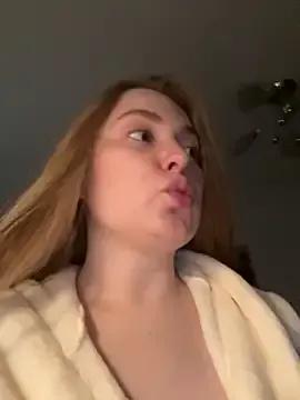 DeniMilkyyyyy from StripChat