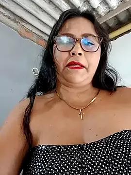 Dirty-Momm-Divorced-Hot — Masturbation + cum