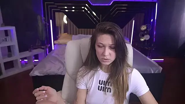 Freechat DreamyLinaa on StripChat