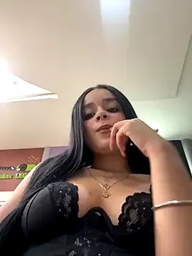 Freechat Dulcekitty__ on StripChat