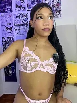 Emaa- on StripChat 