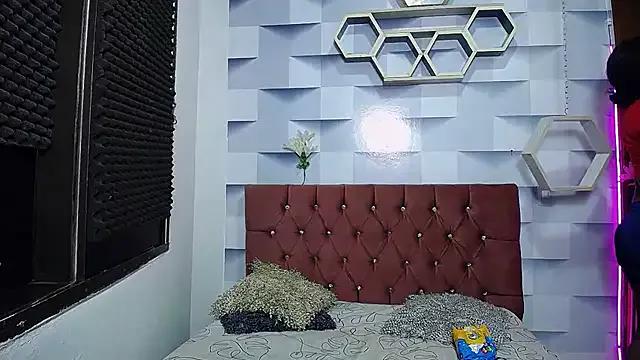 Private EmilyTsSweet on StripChat