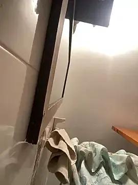 Emma_Brown_12 — FOUNTAIN SQUIRT IN YOU FACE