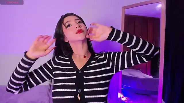 Freechat emma_woods_ on StripChat