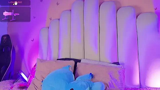 Emmagolden_ — PLUG ANAL 