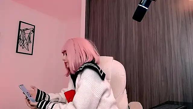 Curious EmuOtori stripping and squirting with their cherished vibrating toys EmuOtori from StripChat