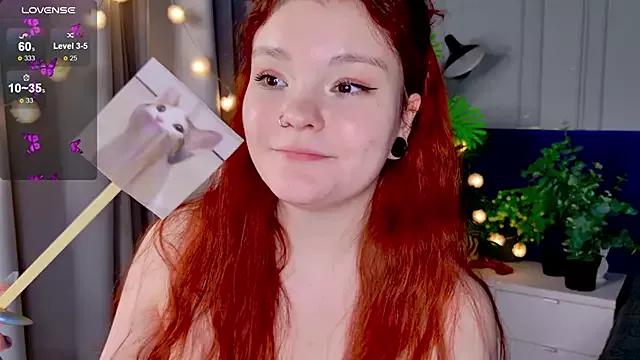 EnnySunrise on StripChat 