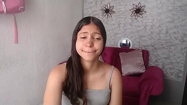 Evagirl69 from StripChat