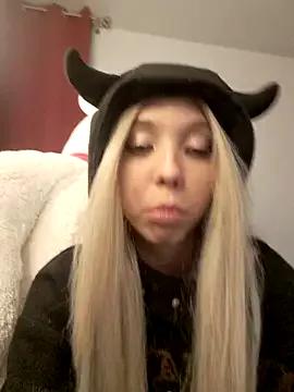 Evelyn_Neal on StripChat 