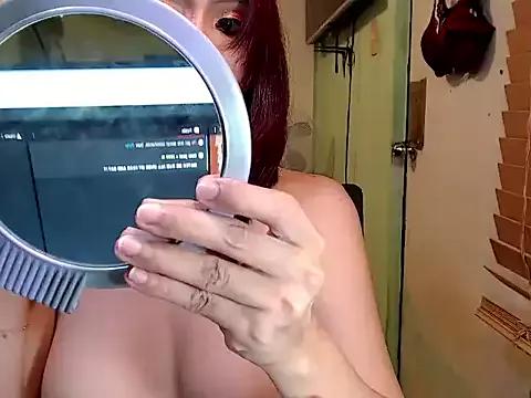 Freechat Ezradeliciosa on StripChat