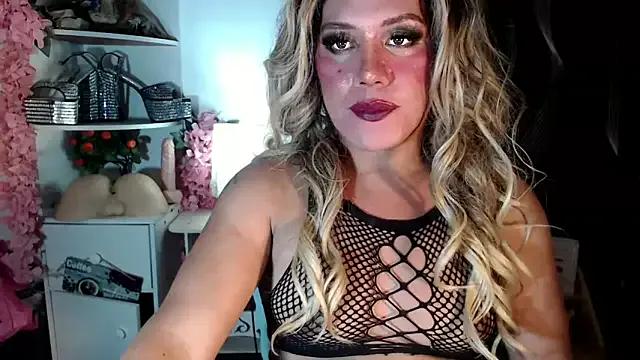 The sensational Fuckinghot_jessel69 - cute sex camslut ready to squirt fuckinghot_jessel69 from StripChat