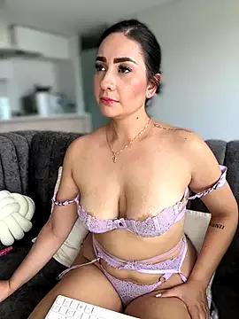 GabriellaFerrer — Freechat on StripChat