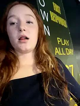 gingerbabe18 on StripChat 