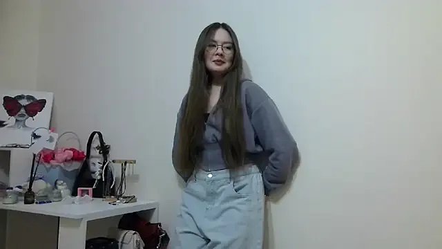 GloriaWalkerJr — Show ass