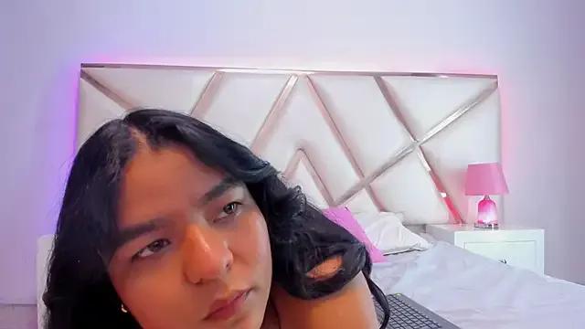 Explore cute escort HayamiKioto HayamiKioto from StripChat