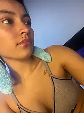 Discover 23 years old hotwife26 from StripChat hotwife26 from StripChat
