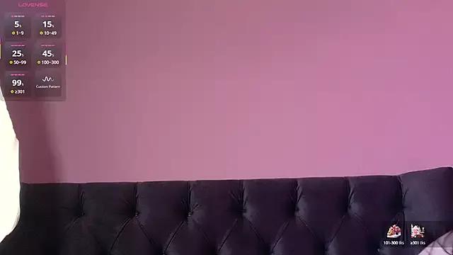 Freechat Iamkarlaa_doll on StripChat