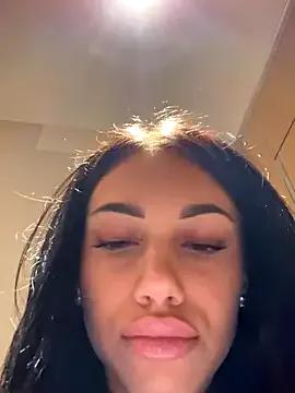 Explore Ilariea_girl, she wants to masturbate for you ilariea_girl from StripChat