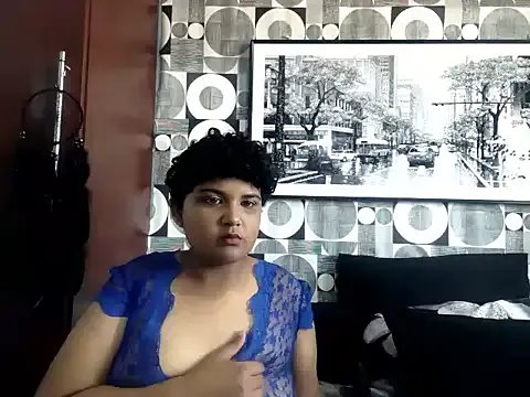 indianfoxy01 on StripChat 