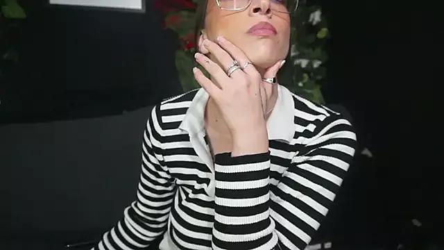 Freechat IngAdn on StripChat