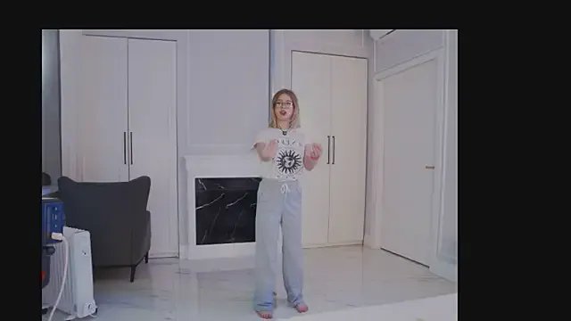 Ivy_Allen from StripChat