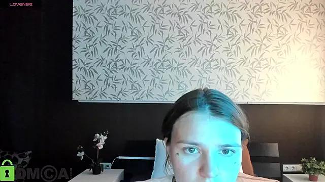 Jenny_Jimmy on StripChat 