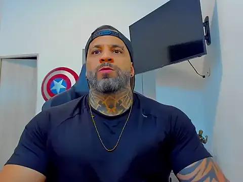 Masturbate to sexy escort JoshRigby JoshRigby from StripChat