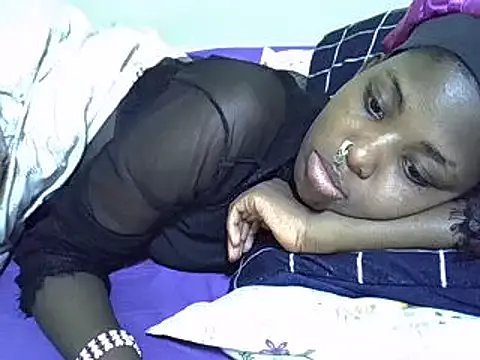 Freechat Just_Karu on StripChat