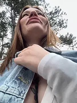 Group justmilaa on StripChat