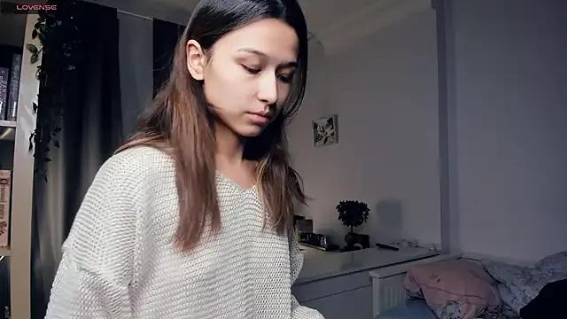 KaraKuvv on StripChat 