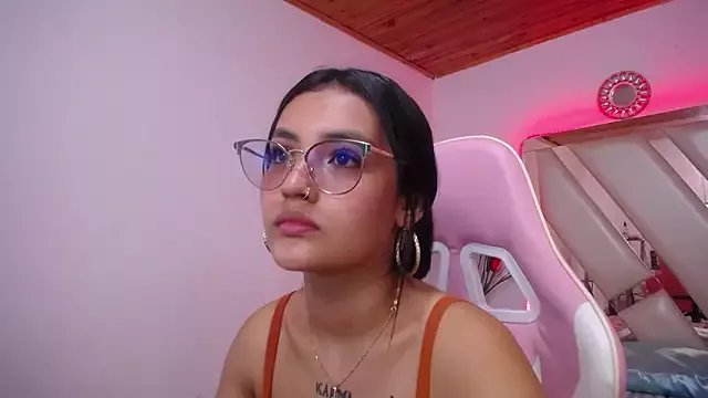 Freechat kathe-mills235 on StripChat