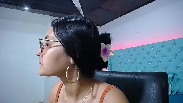 Freechat kathe-mills235 on StripChat