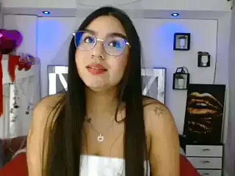 Kattyevanss on StripChat 